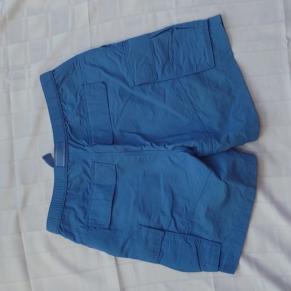 Lands End Blue Cargos Style Shorts Size Medium - Picture 2 of 12
